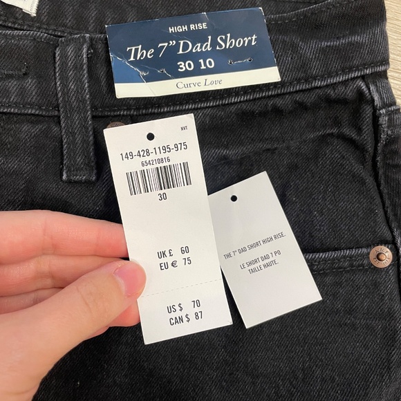 Abercrombie & Fitch Dad Shorts - Picture 2 of 4